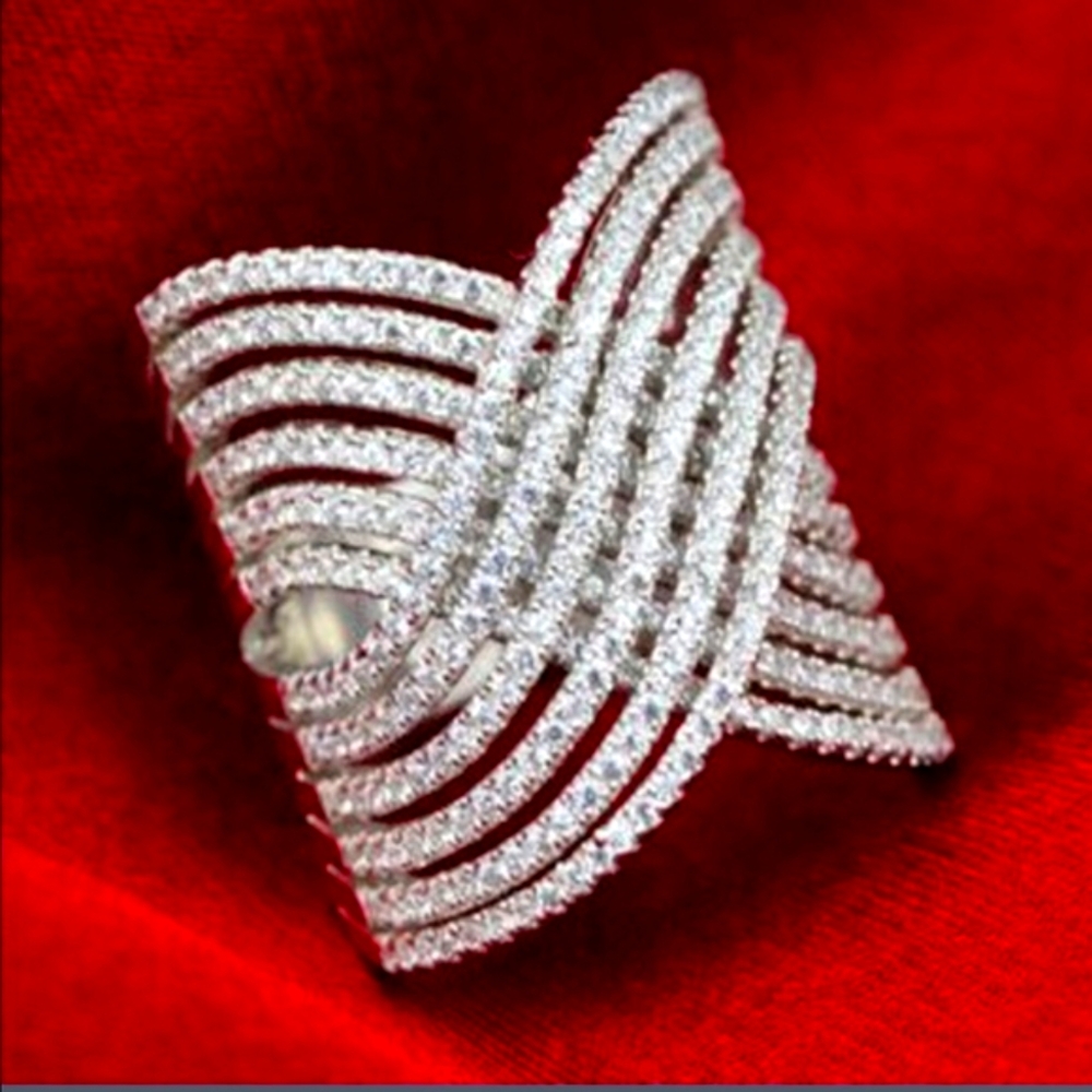 The Jessica | Bold Twist & Turn Ring
